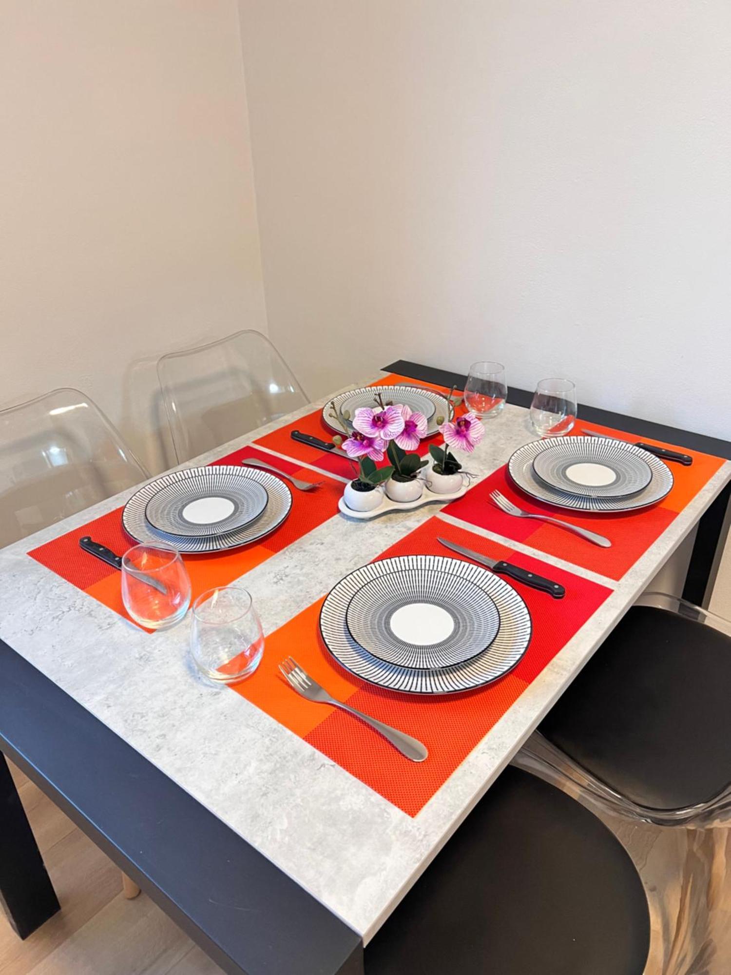 Noza 65m2, Rdc, Parking Gratuit, Nantes Agglo *