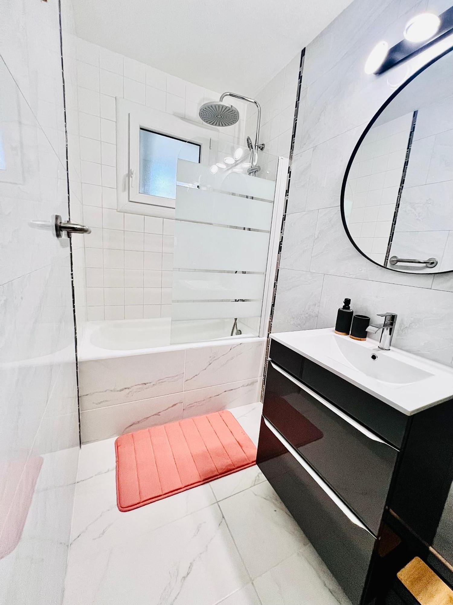 Apartment Noza 65m2, Rdc, Parking Gratuit, Nantes Agglo Rezé